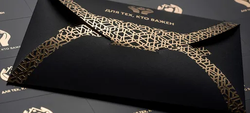 Как подарить страхование: сценарий вручения без неловкости