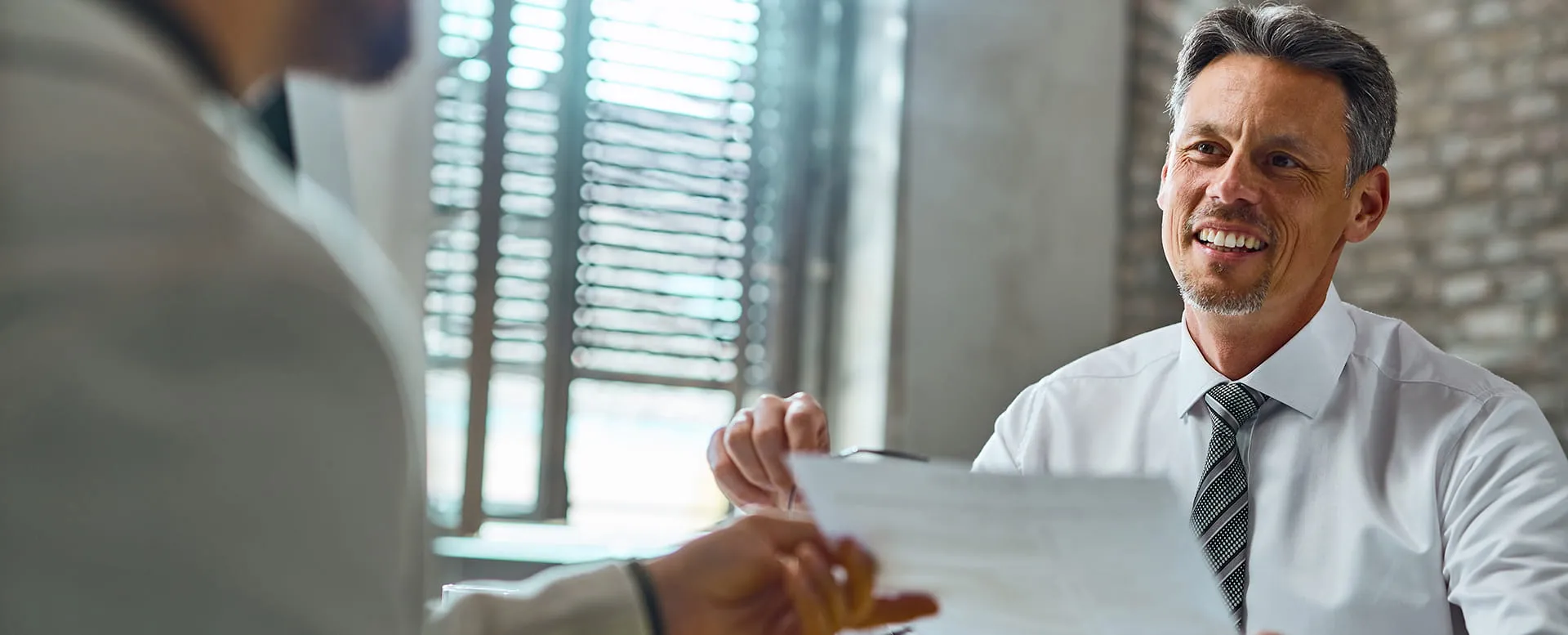 Добровольное страхование от несчастных случаев и болезней | Страхование «Для тех, кто важен»